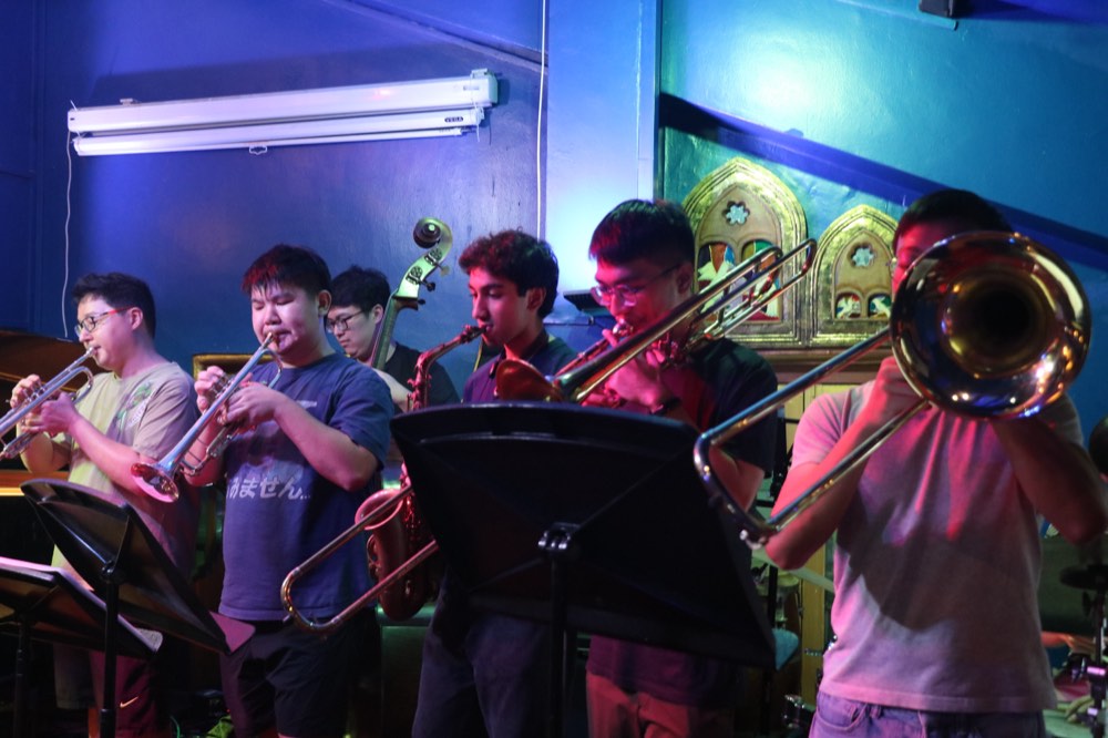 NUS Jazz Band Twilight Swing at BluJaz